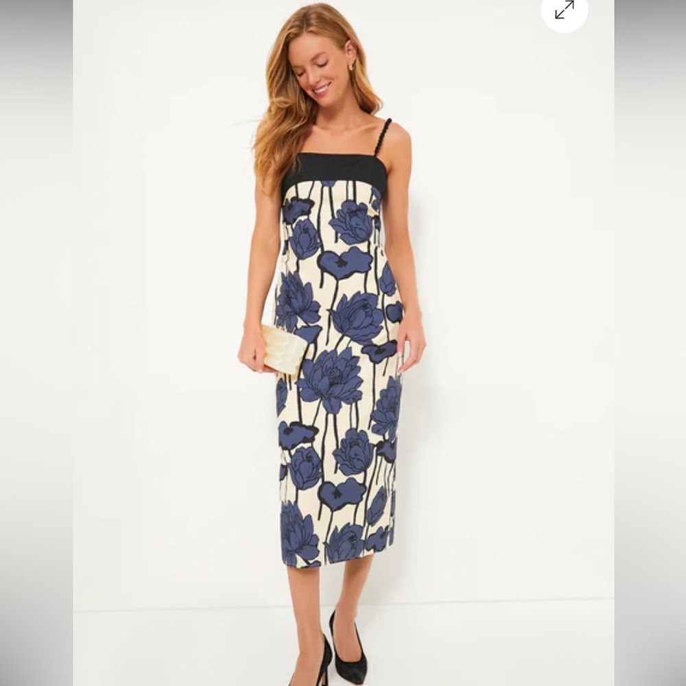 - Hyacinth House Navy & Cream Floral Cecily Midi Dress